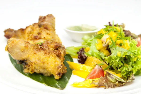 Pollo al curry con insalata — Foto Stock