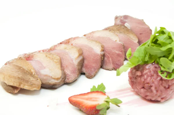 소스와 구운된 고기 — 스톡 사진