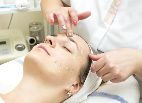 Massage and facial peels — Stock Photo, Image