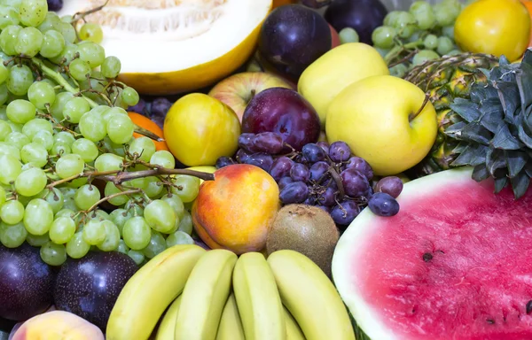Diferentes tipos de frutas — Foto de Stock