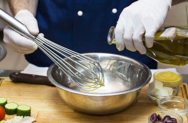 Cook kanepeler hazırlanıyor