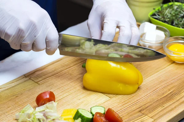 Cook preparing canapes — Stock Photo, Image