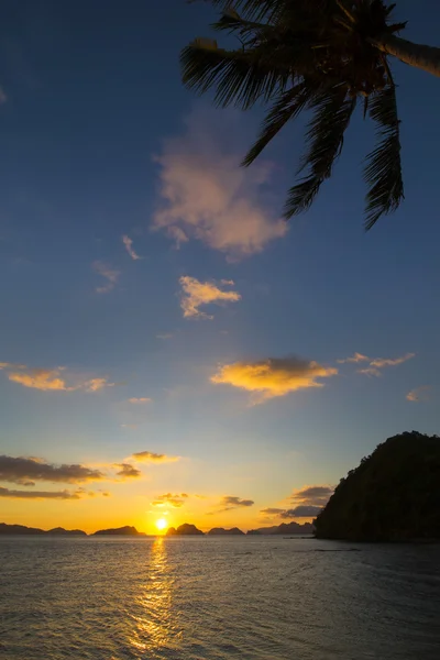 Zonsondergang zeewater — Stockfoto