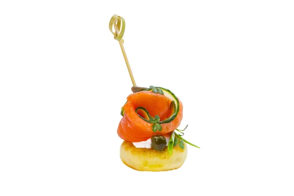 サーモンと野菜のカナッペ — ストック写真