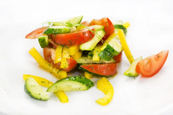 Kleurrijke plantaardige salade — Stockfoto