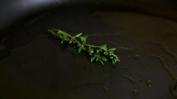 Saumon dans les graines de sésame 