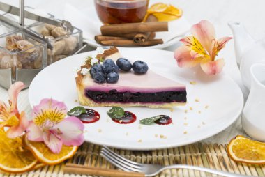 böğürtlenli turta