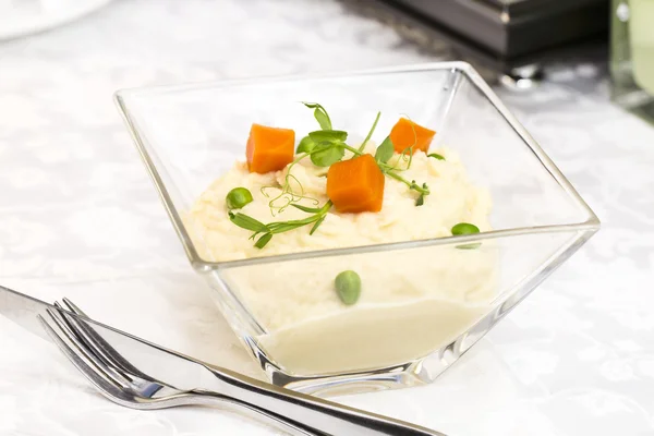 Mashed potatoes with herbs — Stock Photo, Image