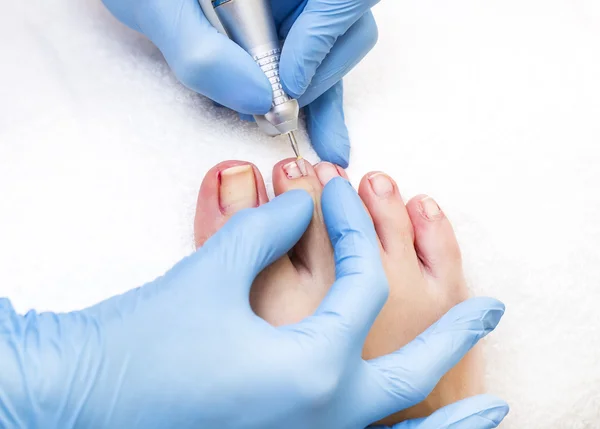 Processo de pedicure close up — Fotografia de Stock