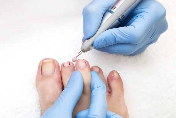 Processo de pedicure no salão de beleza — Fotografia de Stock