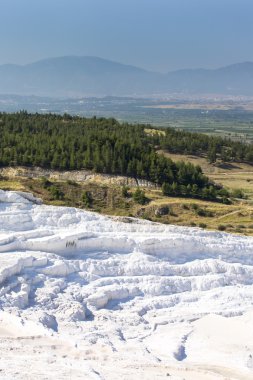 Pamukkale beyaz dağ Türkiye'de