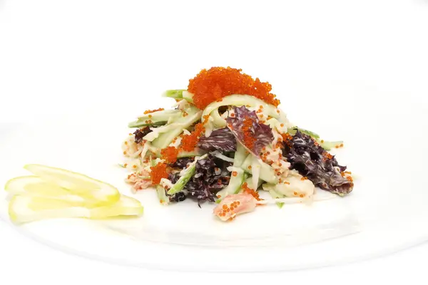 야채 샐러드와 캐 비어 — 스톡 사진