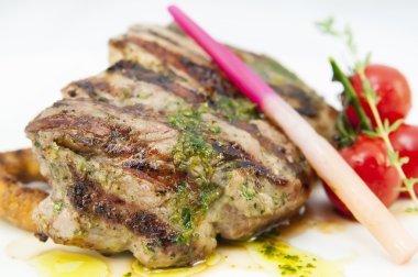 soslu ızgara biftek