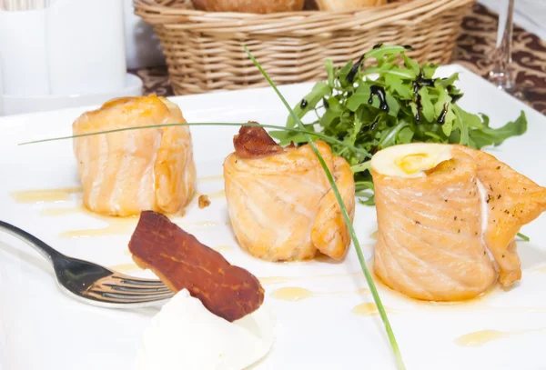 Baked fish on a white plate — Stock Photo, Image
