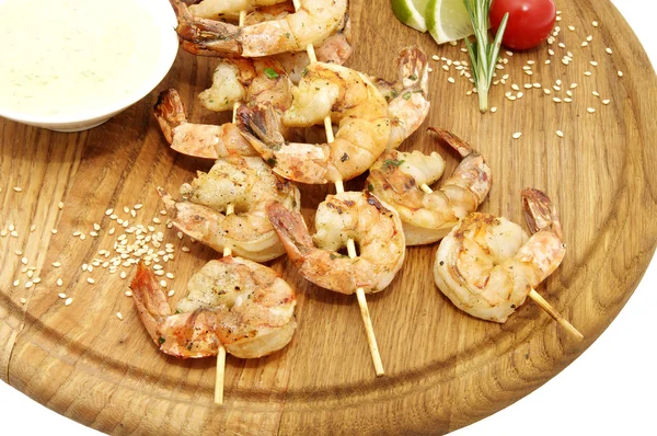 Grilled shrimp with a salad — Stock Photo, Image