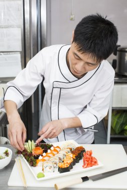 Japon Şef yemek hazırlama