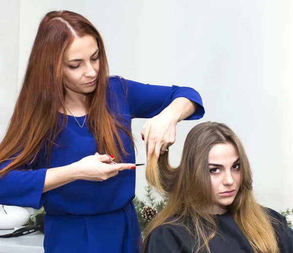 Žena v salonu krásy — Stock fotografie