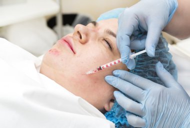 Enjeksiyon ile kozmetik tedavi