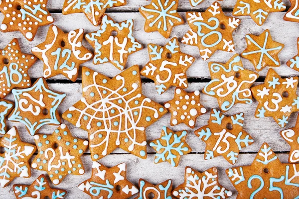 Weihnachten Lebkuchen auf weißem Tisch — Stockfoto