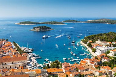 Limanın şehirde Hvar, Hırvatistan güzel manzara