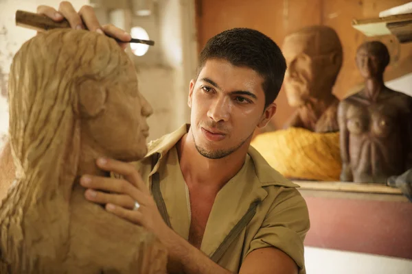 Sculptor young artist artisan working sculpting sculpture — Stock Photo, Image