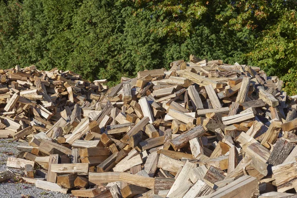 Piles of cordwood at landscape nursery ready for customer sales — Stock Image Piles Cordwood Landscape Nursery Ready Customer Sales Royalty Free Stock Photos