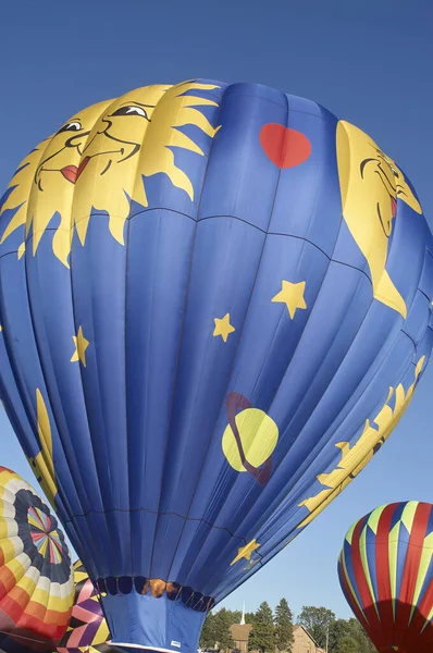 Hot Air Balloons Inflating — Stock Photo, Image