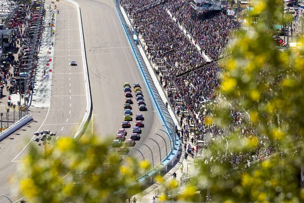 NASCAR: Mar 13 Bom Sam 500 (k ) — Fotografia de Stock