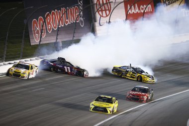 NASCAR: Mayıs 07 Gobowling.com 400