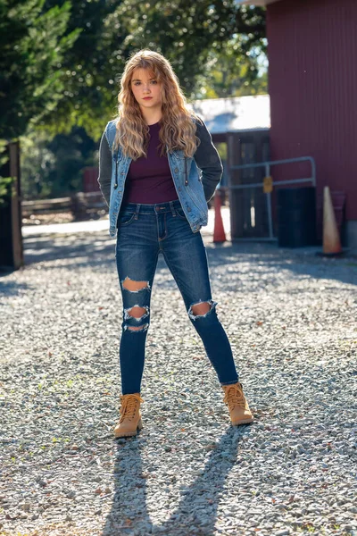 Gorgeous Young Blonde Model Enjoys Day Outdoors While Maintaining Safe — Stock Photo, Image