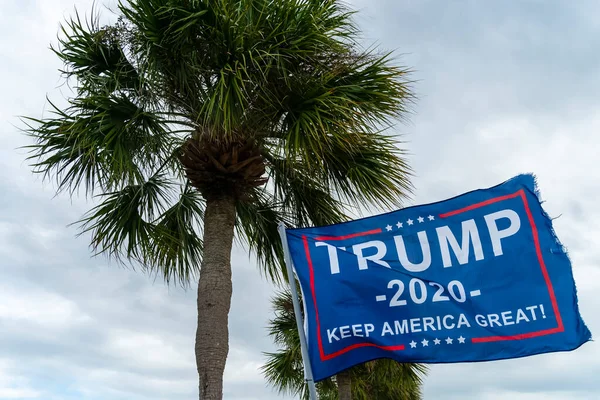 October 2020 Tarpon Springs Florida Usa Trump Supporter Flies Flag — Stock Photo, Image