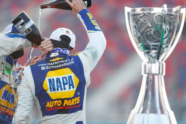 Chase Elliott 在亚利桑那州Avondale的Phoenix Raceway赢得Nascar杯系列赛冠军 — 图库照片