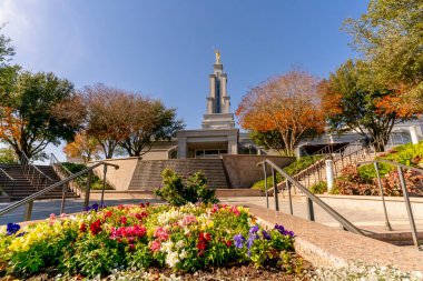 12 Aralık 2020 - San Antonio, Teksas, ABD: San Antonio Teksas Tapınağı, İsa 'nın Son Gün Azizleri Kilisesi' nin (LDS Kilisesi) 120. çalışma tapınağıdır.).