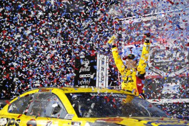 Michael McDowell (34) Daytona Uluslararası Yarış Pisti Daytona, Florida 'da Daytona 500 kazandı..