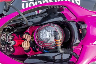 Lincoln, İngiltere 'den Jack HARVEY (60) St. Petersburg, Florida' daki St. Petersburg caddelerinde düzenlenen Firestone Grand Prix 'sine hazırlanıyor..