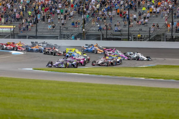 Ntt Indycar系列赛车队在印第安纳波利斯赛道参加Gmr大奖赛 — 图库照片