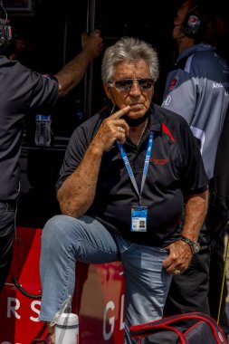 IndyCar Takım Sahibi, Mario Andretti takımının Indianapolis, Indiana 'daki Indianapolis Motor Yarış Pisti' nde 105..