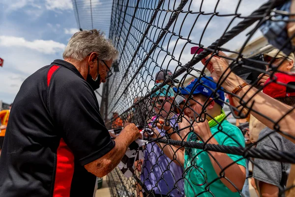 Indycar Teambesitzer Mario Andretti Sieht Wie Sich Seine Teams Auf — Stockfoto