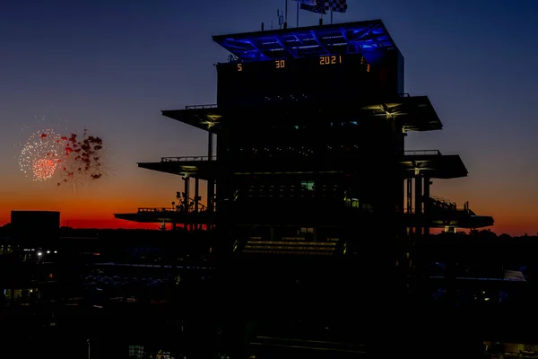 Die Sonne Geht Auf Dem Indianapolis Motor Speedway Auf Während — Stockfoto
