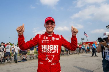 İsveç 'in Kumla kentinden MARCUS ERICSSON (8) Detroit, Michigan' daki Belle Adası 'nda Chevrolet Detroit Grand Prix' sini kazandı..