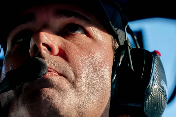 Indycar Team Manager Larry Foyt Horloges Als Zijn Teams Zich — Stockfoto