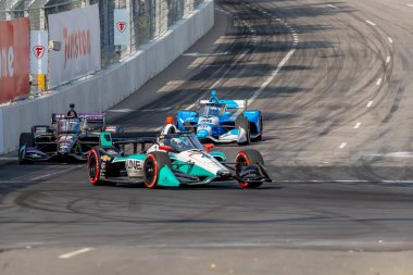 Kanada 'nın Stouffville kentinden DALTON KELLETT (4), Nashville, Tennessee' deki The Streets of Nashville 'de düzenlenen Big Machine Music City Grand Prix yarışı sırasında dönüşlerde yarışır..