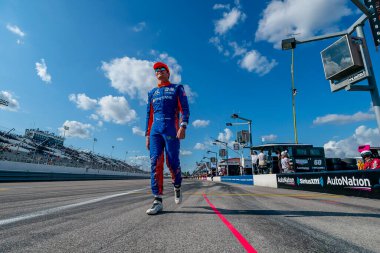 Auckland, Yeni Zelanda 'dan SCOTT DIXON (9), Madison, Illinois' deki World Wide Technology Raceway 'de Bommarito Otomotiv Grubu 500' e katılmaya hazırlanıyor..