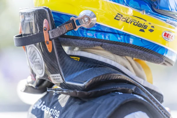 フランス マンのSebastien Bourdais オレゴン州ポートランドのポートランド国際レースウェイで開催されるポートランド グランプリに出場する準備をしている — ストック写真
