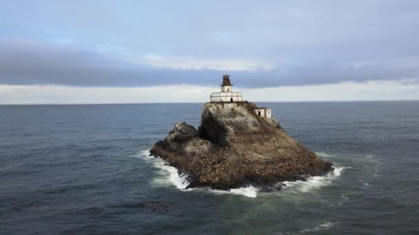 Tillamook Rock Light Conhecido Localmente Como Terrible Tilly Apenas Tilly — Vídeo de Stock