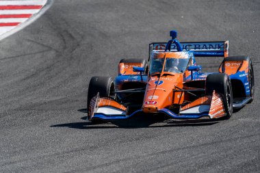 Auckland, Yeni Zelanda 'dan SCOTT DIXON (9) Monterey' in Firestone Grand Prix 'si için Monterey, Kaliforniya' daki WeatherTech Raceway Laguna Seca pistinde pratik yapmaktadır..
