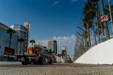 Tokyo, Japonya 'dan TAKUMA SATO (30), Long Beach, Kaliforniya' daki The Streets of Long Beach 'te Long Beach' in Acura Grand Prix 'si için pratik yapıyor..