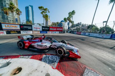 Tokyo, Japonya 'dan TAKUMA SATO (30), Long Beach, Kaliforniya' daki The Streets of Long Beach 'te Long Beach' in Acura Grand Prix 'si için pratik yapıyor..