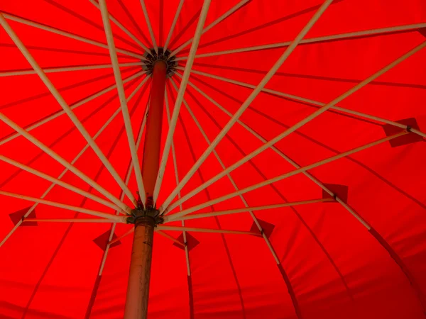 Червоний парасольку — стокове фото