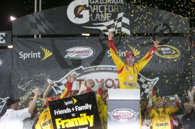 NASCAR: Nisan 26 Toyota sahipleri 400